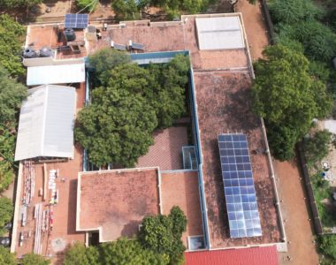 Azhagusiraiko Mercy Home-rako eguzki-energia (India) Energía solar para la Mercy Home de Azhagusirai